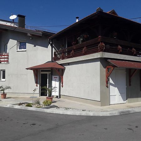 Guesthouse Kod Mosta Karlovac Εξωτερικό φωτογραφία