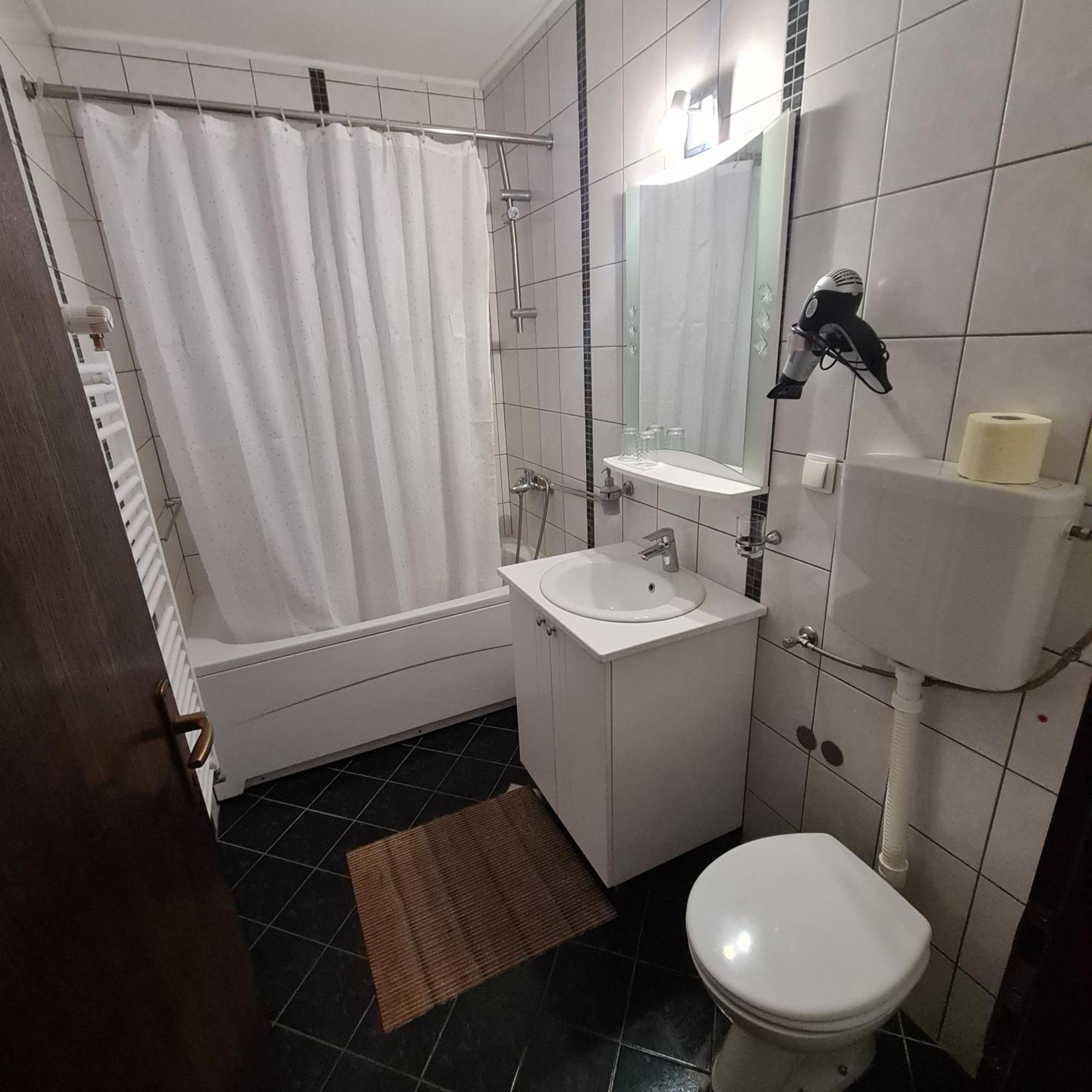 Guesthouse Kod Mosta Karlovac Εξωτερικό φωτογραφία